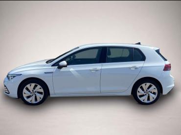 Volkswagen Golf 1.5 eTSI DSG Style SPORTKOMFORTSITZE * APP-CO