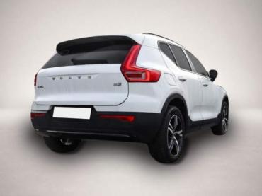 Fahrzeug ansehen: Volvo XC40 Plus Dark 2WD B3 EU6d digitales Cockpit Mem Volvo XC40 Plus Dark 2WD B3 EU6d digitales Cockpit Mem