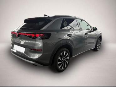 Volkswagen T-Roc 1.5 eTSI Style Navi Kamera ACC SitzHZG Tot
