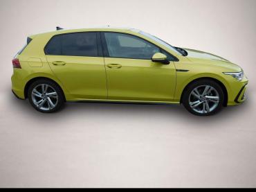 Fahrzeug ansehen: Volkswagen Golf 1.5 e TSI R-Line BMT DSG Navi Klima... Volkswagen Golf 1.5 e TSI R-Line BMT DSG Navi Klima...