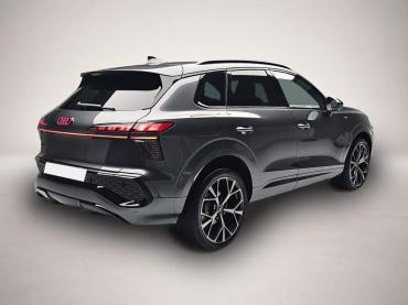 Audi Q3 TFSI S-Tronic S-Line Navi LED-Plus Pano