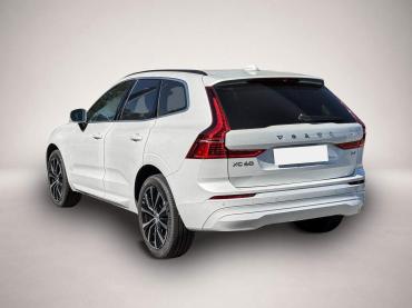 Volvo XC60 B4 B Core 2WD AHK Soundsystem LED Kurvenlic