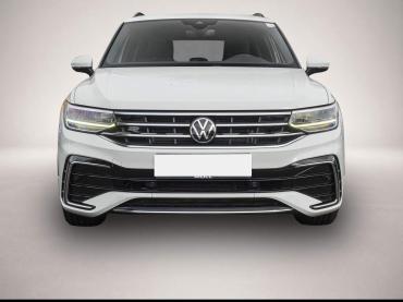 Volkswagen Tiguan 2.0 TDI DSG R-Line PANO STANDHZG MATRIX