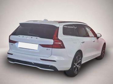 Fahrzeug ansehen: Volvo V60 B4 B DKG Plus Dark Pano * HuD * 360°View * Mj.26 Volvo V60 B4 B DKG Plus Dark Pano * HuD * 360°View * Mj.26