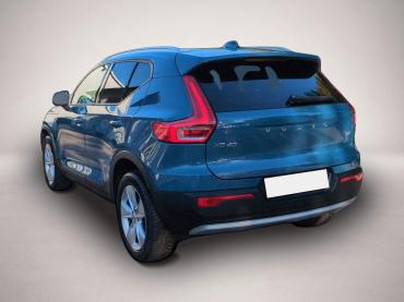 Volvo XC40 T2 Core 2WD Automatik Bluetooth Navi LED