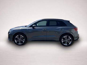 Fahrzeug ansehen: Audi Q3 40 2.0 TFSI quattro S tronic S line AHK Optik Audi Q3 40 2.0 TFSI quattro S tronic S line AHK Optik
