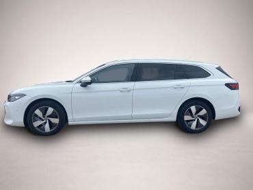 Fahrzeug ansehen: Volkswagen Passat Variant 1.5 TSI DSG BUSINESS AHK * APP-CONN Volkswagen Passat Variant 1.5 TSI DSG BUSINESS AHK * APP-CONN