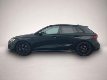 Fahrzeug ansehen: Audi RS3 Sportback PANO DYNAMIKPAKET MATRIX ALu 19 Audi RS3 Sportback PANO DYNAMIKPAKET MATRIX ALu 19