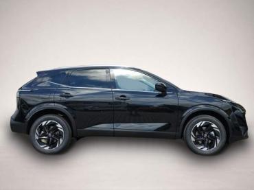 Fahrzeug ansehen: Nissan Qashqai N-Connecta 158PS Xtron WinterPaket * AHK! Nissan Qashqai N-Connecta 158PS Xtron WinterPaket * AHK!