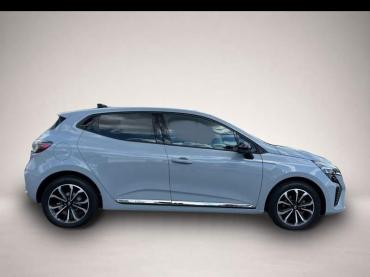 Fahrzeug ansehen: Renault Clio TCe 90 X-Tronic Autom. Techno GJR * SHZ * RFK Renault Clio TCe 90 X-Tronic Autom. Techno GJR * SHZ * RFK