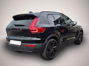 Fahrzeug ansehen: Volvo XC40 B3 B DKG Plus Black Edition STDHZ * ALARM Volvo XC40 B3 B DKG Plus Black Edition STDHZ * ALARM