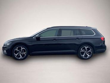 Fahrzeug ansehen: Volkswagen Passat Variant 2.0 TDI DSG R-Line Business APP-C Volkswagen Passat Variant 2.0 TDI DSG R-Line Business APP-C