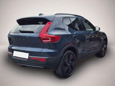 Fahrzeug ansehen: Volvo XC40 B3 B DKG Plus Black Edition STDHZ * ALARM Volvo XC40 B3 B DKG Plus Black Edition STDHZ * ALARM
