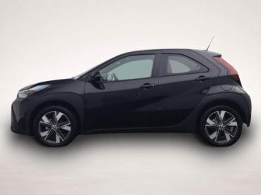 Fahrzeug ansehen: Toyota Aygo (X) Aygo X Pure 1.5 Hybrid 116PS Automatik Sitzheizung Klimaautomatik Rückf.Kamera AbstandsTempomat Nebelscheinw. Multifunktionslenkrad Bluetooth Touchscreen Apple CarPlay * Android Auto 2xKeyless Toyota Aygo (X) Aygo X Pure 1.5 Hybrid 116PS Automatik Sitzheizung Klimaautomatik Rückf.Kamera AbstandsTempomat Nebelscheinw. Multifunktionslenkrad Bluetooth Touchscreen Apple CarPlay * Android Auto 2xKeyless