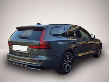 Fahrzeug ansehen: Volvo V60 B4 B DKG Plus Dark Pano * HuD * 360°View * Mj.26 Volvo V60 B4 B DKG Plus Dark Pano * HuD * 360°View * Mj.26