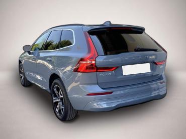 Fahrzeug ansehen: Volvo XC60 Momentum Pro 2WD Bluetooth Navi LED Klima Volvo XC60 Momentum Pro 2WD Bluetooth Navi LED Klima