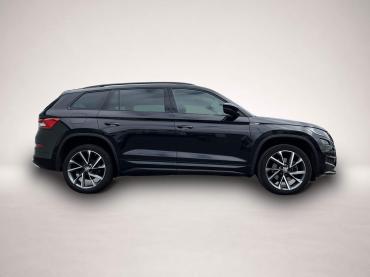 Fahrzeug ansehen: Skoda Kodiaq 2.0 TDI DSG 4x4 Sportline 250¤ m.20% Anz. Skoda Kodiaq 2.0 TDI DSG 4x4 Sportline 250¤ m.20% Anz.