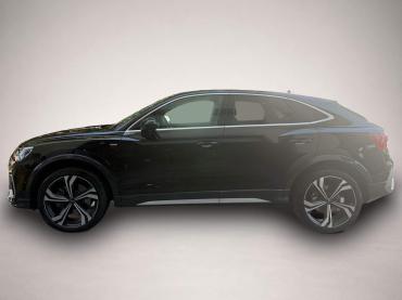 Audi Q3 Sportback 40 TFSI qu. S-tronic S-Line * Matrix