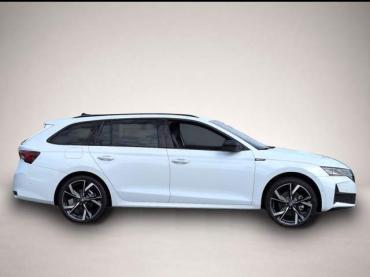 Fahrzeug ansehen: Skoda Octavia Combi SPORTLINE 1.5eTSI * AHK 360°Kam 19 Skoda Octavia Combi SPORTLINE 1.5eTSI * AHK 360°Kam 19