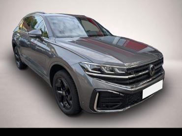Fahrzeug ansehen: Volkswagen Touareg 3.0TDI R-Line Pano IQ Drive Kessy Matrix Volkswagen Touareg 3.0TDI R-Line Pano IQ Drive Kessy Matrix