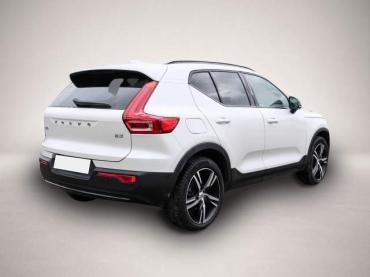 Fahrzeug ansehen: Volvo XC40 Plus Dark 2WD StandHZG Digitales Cockpit Me Volvo XC40 Plus Dark 2WD StandHZG Digitales Cockpit Me