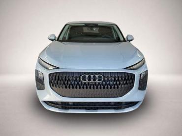 Audi Q3 Sportback NEU TFSI quattro Tech * AHK * LEDPlus * ACC.