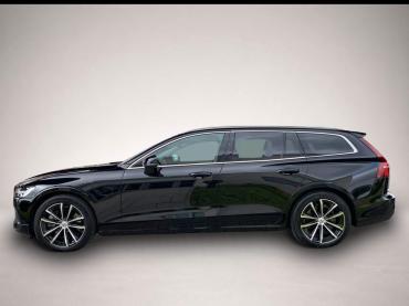 Fahrzeug ansehen: Volvo V60 Kombi T8 Core Recharge WiPa * SitzHzg * LED * DAB Volvo V60 Kombi T8 Core Recharge WiPa * SitzHzg * LED * DAB