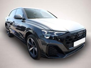 Fahrzeug ansehen: Audi Q8 2xS line AssistenzP * 22Z Laser Pano B&O PrivG Audi Q8 2xS line AssistenzP * 22Z Laser Pano B&O PrivG