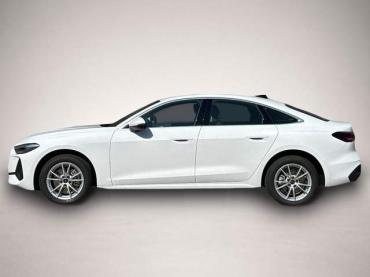 Fahrzeug ansehen: Audi A5 Limousine AHK * NAVI * EL.HECKKL. * PDC * LED * 17 LM . Audi A5 Limousine AHK * NAVI * EL.HECKKL. * PDC * LED * 17 LM .
