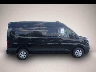 Fahrzeug ansehen: Renault Master Extra dCi 170 3.5t L2H2 AHK SHZ Renault Master Extra dCi 170 3.5t L2H2 AHK SHZ