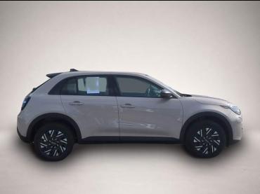 Fahrzeug ansehen: Fiat 600 Full-Hybrid 110 PS eDCT Automatik Pop SHZ Fiat 600 Full-Hybrid 110 PS eDCT Automatik Pop SHZ