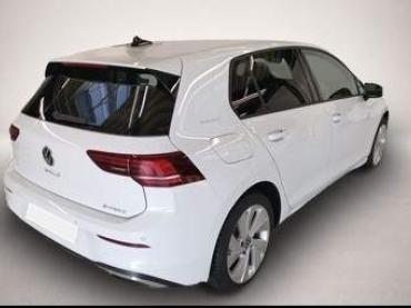 Fahrzeug ansehen: Volkswagen Golf 8 1.5 eHybrid DSG Energy AHK KAMERA LED ACC Volkswagen Golf 8 1.5 eHybrid DSG Energy AHK KAMERA LED ACC