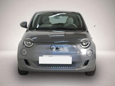 Fahrzeug ansehen: Fiat 500e by Bocelli 3 * 1 Fiat 500e by Bocelli 3 * 1