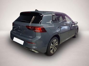 Fahrzeug ansehen: Volkswagen Golf VIII 1.5 eTSI DSG Energy * LED * AHK * Navi * Kame Volkswagen Golf VIII 1.5 eTSI DSG Energy * LED * AHK * Navi * Kame