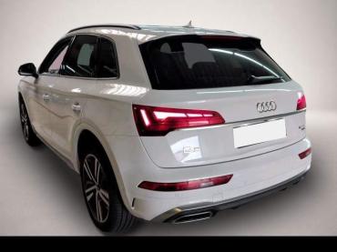 Audi Q5 40 TDI quattro S tronic line KAMERA AHK LED S