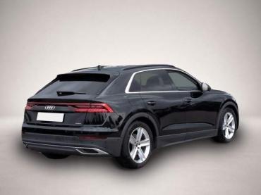 Fahrzeug ansehen: Audi Q8 50TDI quattro * Luftfed 360°Kam Panodach Leder Audi Q8 50TDI quattro * Luftfed 360°Kam Panodach Leder