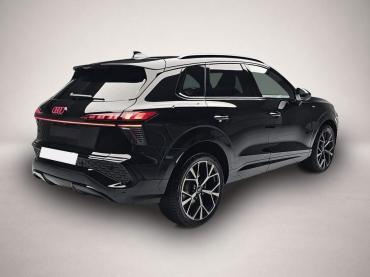Fahrzeug ansehen: Audi Q3 TFSI S-Tronic S-Line Navi LED-Plus Pano Audi Q3 TFSI S-Tronic S-Line Navi LED-Plus Pano