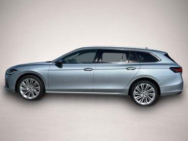 Fahrzeug ansehen: Skoda Superb Combi 2.0 TDI DSG Selection AHK * Matrix * LM Skoda Superb Combi 2.0 TDI DSG Selection AHK * Matrix * LM