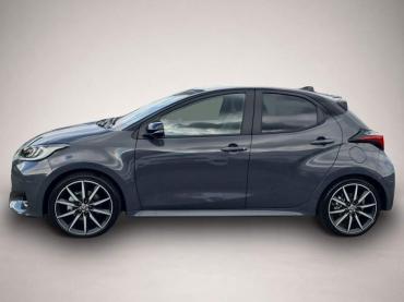 Fahrzeug ansehen: Toyota Yaris Hybrid 130 1.5 GR SPORT Toyota Yaris Hybrid 130 1.5 GR SPORT