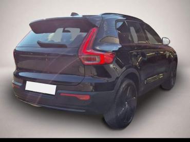 Fahrzeug ansehen: Volvo XC40 B3 B DKG Plus Black Edition Pano * BLIS * ACC Volvo XC40 B3 B DKG Plus Black Edition Pano * BLIS * ACC