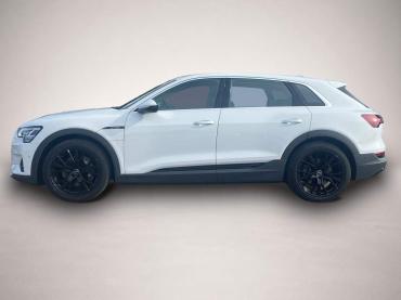 Fahrzeug ansehen: Audi e-tron 55 95 kwh quattro 20" * AHK * NAVI * VIRTUAL-CO Audi e-tron 55 95 kwh quattro 20" * AHK * NAVI * VIRTUAL-CO