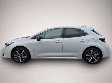Fahrzeug ansehen: Toyota Corolla 1.8 Hybrid Teamplayer (ZE1HE) Toyota Corolla 1.8 Hybrid Teamplayer (ZE1HE)