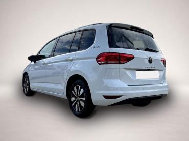 Volkswagen Touran 1.5 TSI Comfortline * 7 Sitze LED Navi ACC