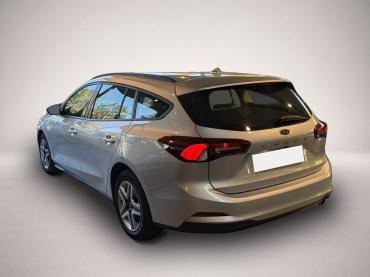 Fahrzeug ansehen: Ford Focus Cool & Connect Bluetooth Navi LED Klima Ford Focus Cool & Connect Bluetooth Navi LED Klima