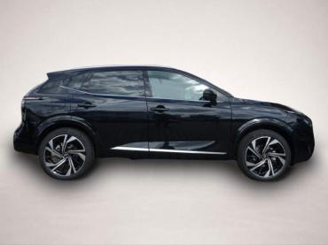 Nissan Qashqai TEKNA * (plus) ALLRAD BOSE/Panodach/Leder