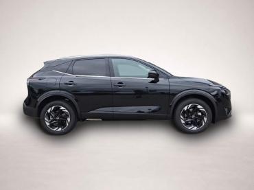 Nissan Qashqai 1.3 DIG-T MHEV 158 PS X-Tronic N-Connecta Teil-Leder PanoGlasdach Klimaautomatik Sitzheizung Lenkradheizung Navi ACC PDC v * h 360°Kamera DAB Bluetooth Touchscreen Apple CarPlay Android Auto 18"LM