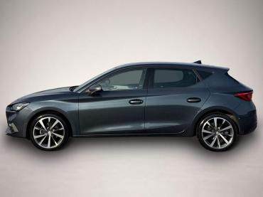 Fahrzeug ansehen: Seat Leon FR TDI DSG|5 JAHRE GAR.|KAMERA|NAVI|KEYLESS Seat Leon FR TDI DSG|5 JAHRE GAR.|KAMERA|NAVI|KEYLESS