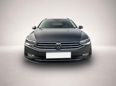 Fahrzeug ansehen: Volkswagen Passat Variant 2.0 TDI DSG 4Mo. Business AHK ACC Volkswagen Passat Variant 2.0 TDI DSG 4Mo. Business AHK ACC