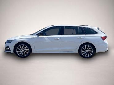 Fahrzeug ansehen: Skoda Octavia Combi 2.0 TDI DSG 4x4 SPORTLINE HEAD-UP Skoda Octavia Combi 2.0 TDI DSG 4x4 SPORTLINE HEAD-UP