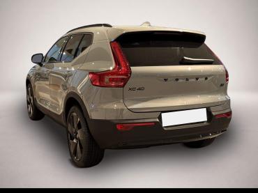 Fahrzeug ansehen: Volvo XC40 Plus Black Edition 2WD Bluetooth LED Klima Volvo XC40 Plus Black Edition 2WD Bluetooth LED Klima